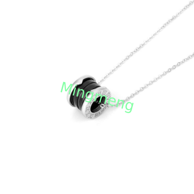 Collare in acciaio inossidabile, lusso leggero, collare di clavicola di fascia alta, temperamento, design di fascia alta femminile, catena di clavicola, nuovo stile