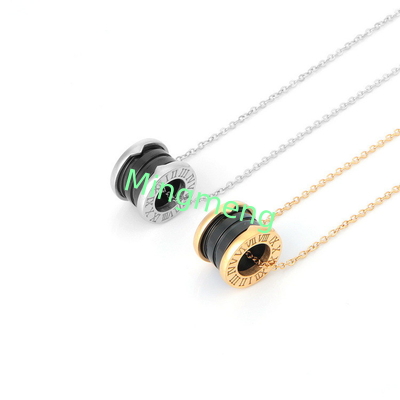 Collare in acciaio inossidabile, lusso leggero, collare di clavicola di fascia alta, temperamento, design di fascia alta femminile, catena di clavicola, nuovo stile