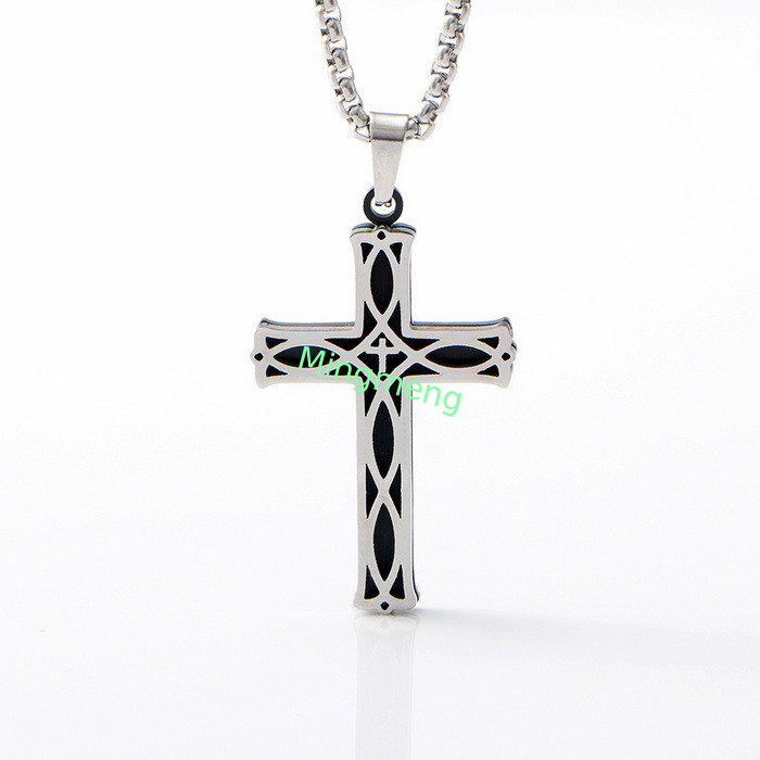 Nuovi gioielli in acciaio inossidabile con disegni alla moda e personalizzati, collana scavata, semplice pendente di croce maschile