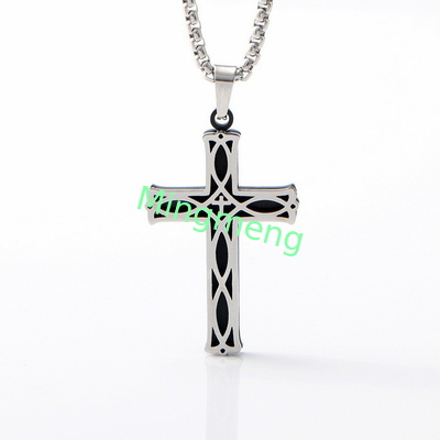 Nuovi gioielli in acciaio inossidabile con disegni alla moda e personalizzati, collana scavata, semplice pendente di croce maschile