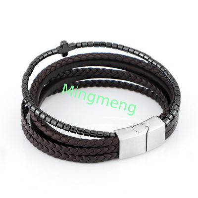 Nuovo braccialetto in pelle in acciaio inossidabile per uomo, braccialetto versatile personalizzato di tendenza europea e americana
